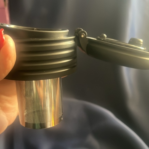 16 ounce pop a top Tumbler with removable fine mesh infuser for tea - Picture 5 of 5